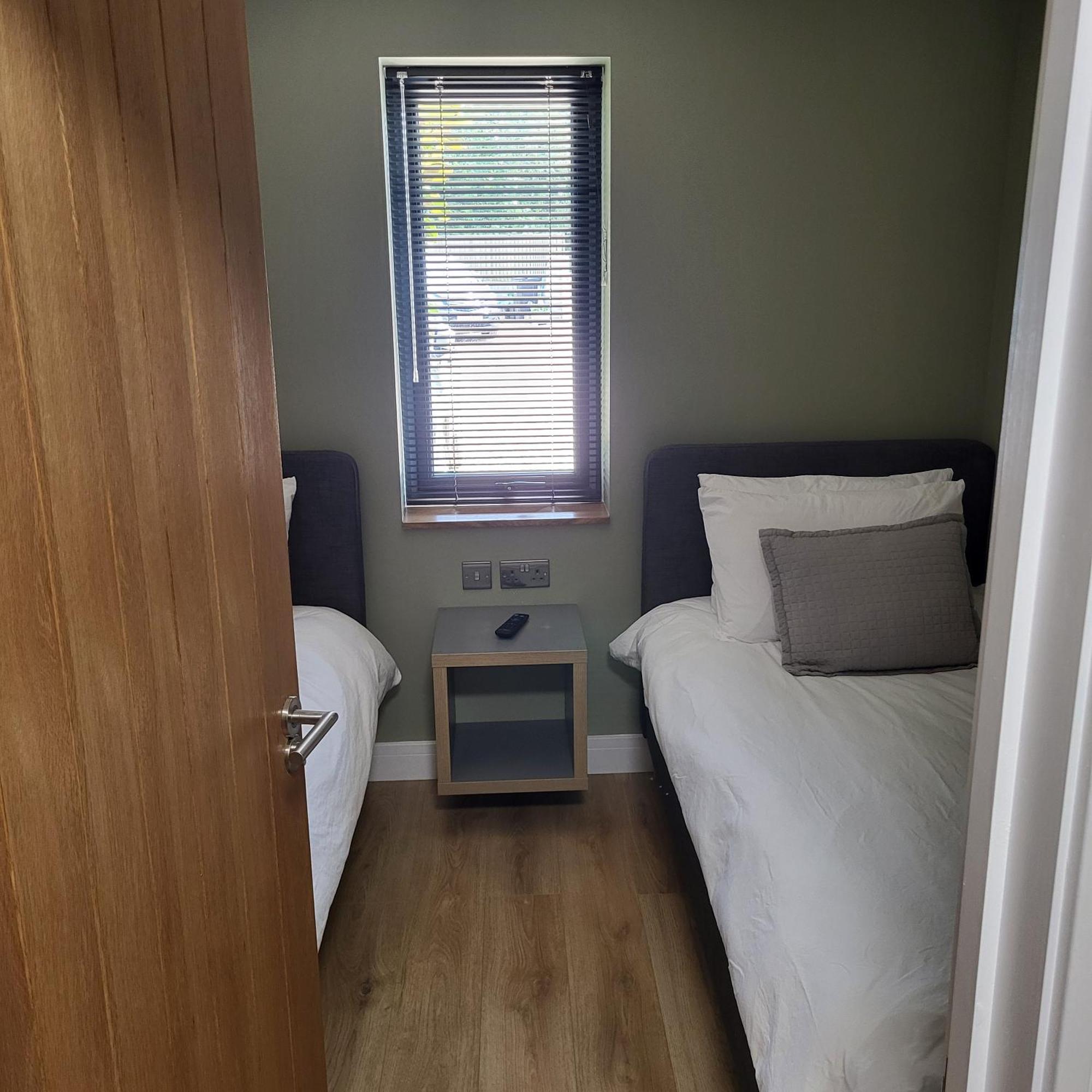 Open Acres Accommodation And Airport Parking Backwell Esterno foto